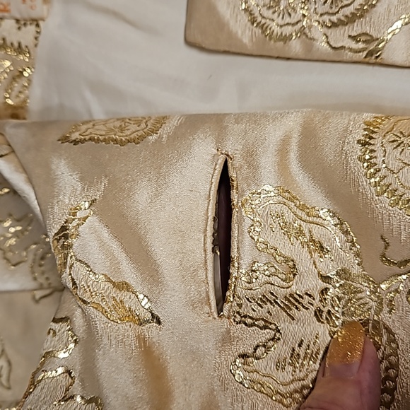 Royal Lynne Made in Royal Crown Colony of Hong Kong vintage gold brocade coat 12 - Picture 11 of 15